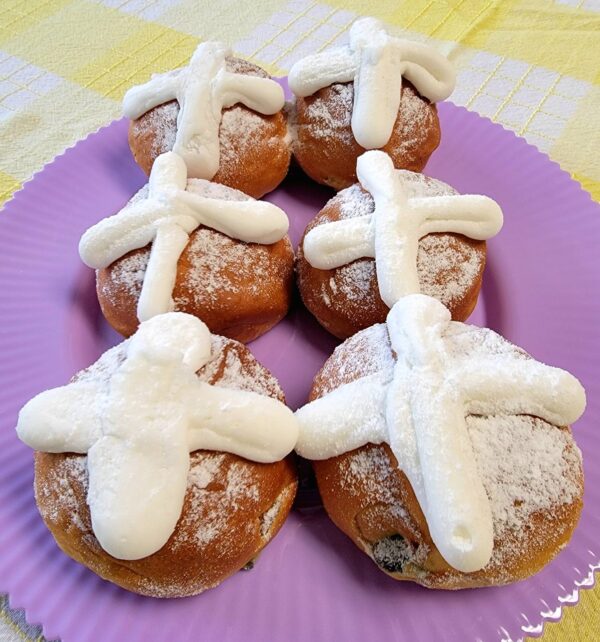 Hot Cross Buns Easter (each)