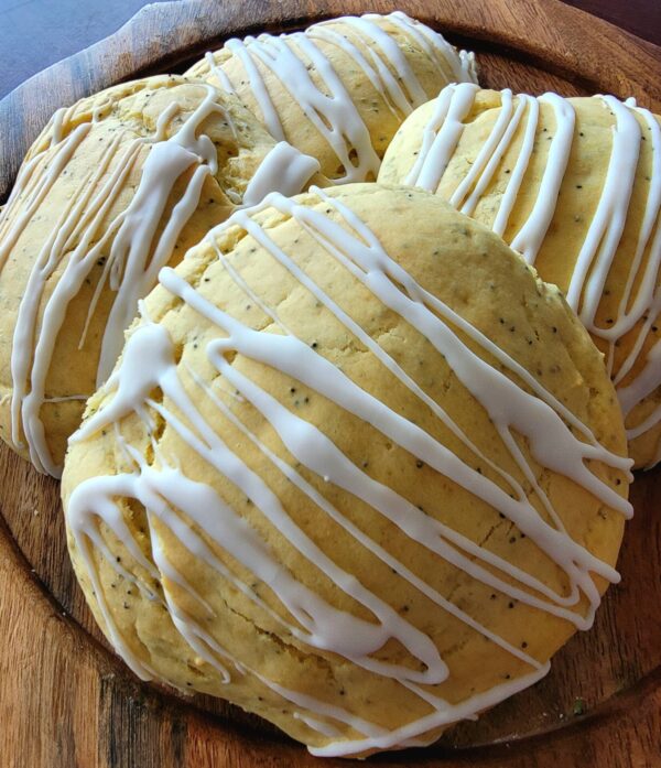 Lemon Poppyseed Scone