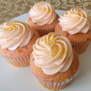 Strawberry Cheesecake Cupcake - Gourmet